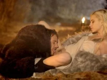 Khalisse relieves Jon Snow of his burdens with an intense makeout that leads to a hardcore romp in front of the fire