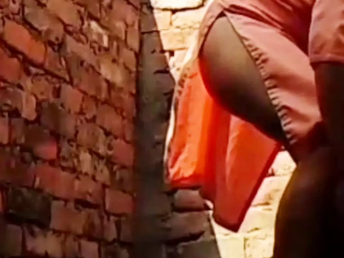 Scorching Desi teenager with a thirst for supah warm and warm bathtub activity