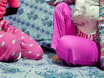 Bi-curious Indian stepmom and sonny have a naughty time in the guest room