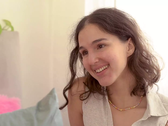 Charlie Forde covets Wendy's knuckle in her cock-squeezing vagina - a coochie-tonguing, labia-eating, and all girl handballing madness!