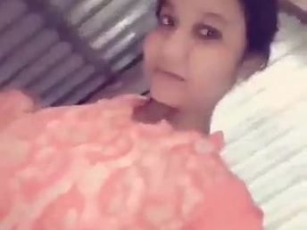 Super-steamy Desi Aunty chats filthy and masturbates with a XXL cupcakes bangla chick