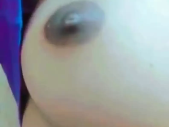 See this Indian student with congenital tits flash off her abilities to her bf