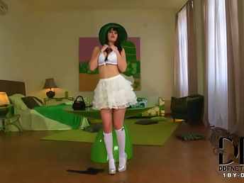 Put Your Irish Inside Her!