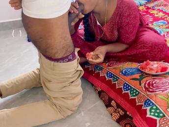 Super-fucking-hot housewife Bhabhi trades bang-out for lease give landlord just about Tamil audio