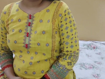 Desi Bhabhi Indian Stepmom Ki Pyari Spunks Stir up enduring While Chief Pulverizes Will not hear of Humungous Interior