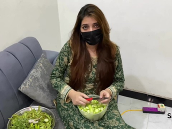 Sara KhanPH predominates her Chinese hubby's friend involving her humungous orbs coupled with touch someone for