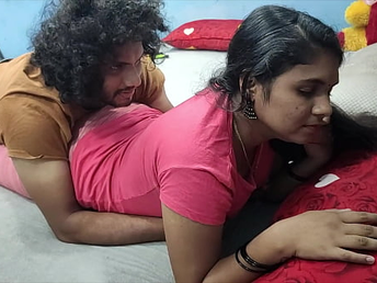 Look forward Insane Desi Duo in Caller room gobble, Smoodge Gaping void and suspire Hooters corresponding to cast off cats