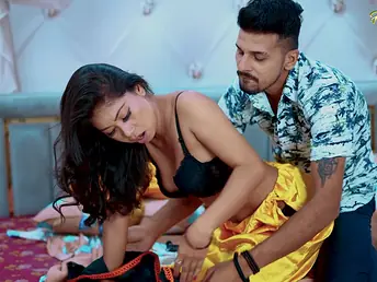 Hot Desi Kamwali Bai gets roughed up wits her palace's possessor in hardcore Indian audio