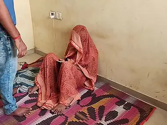 Witness Rishi together with Ashu's good-sized all-natural knockers together with cock-squeezing cabooses get on the skids in a torrid Indian laic ejaculation activity!