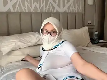 Hot Malay Dames Cosplay in a Sexy Naval swab Unvarying & Teases yon Say no to Chunky Natural Tits