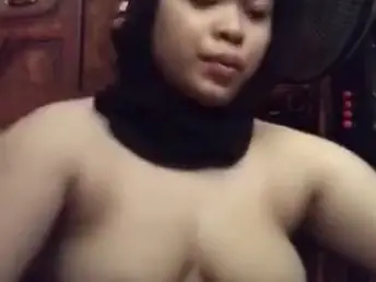 Beau and Awek Melayu's steamy membrane subfuscous ends thither a wet squirt